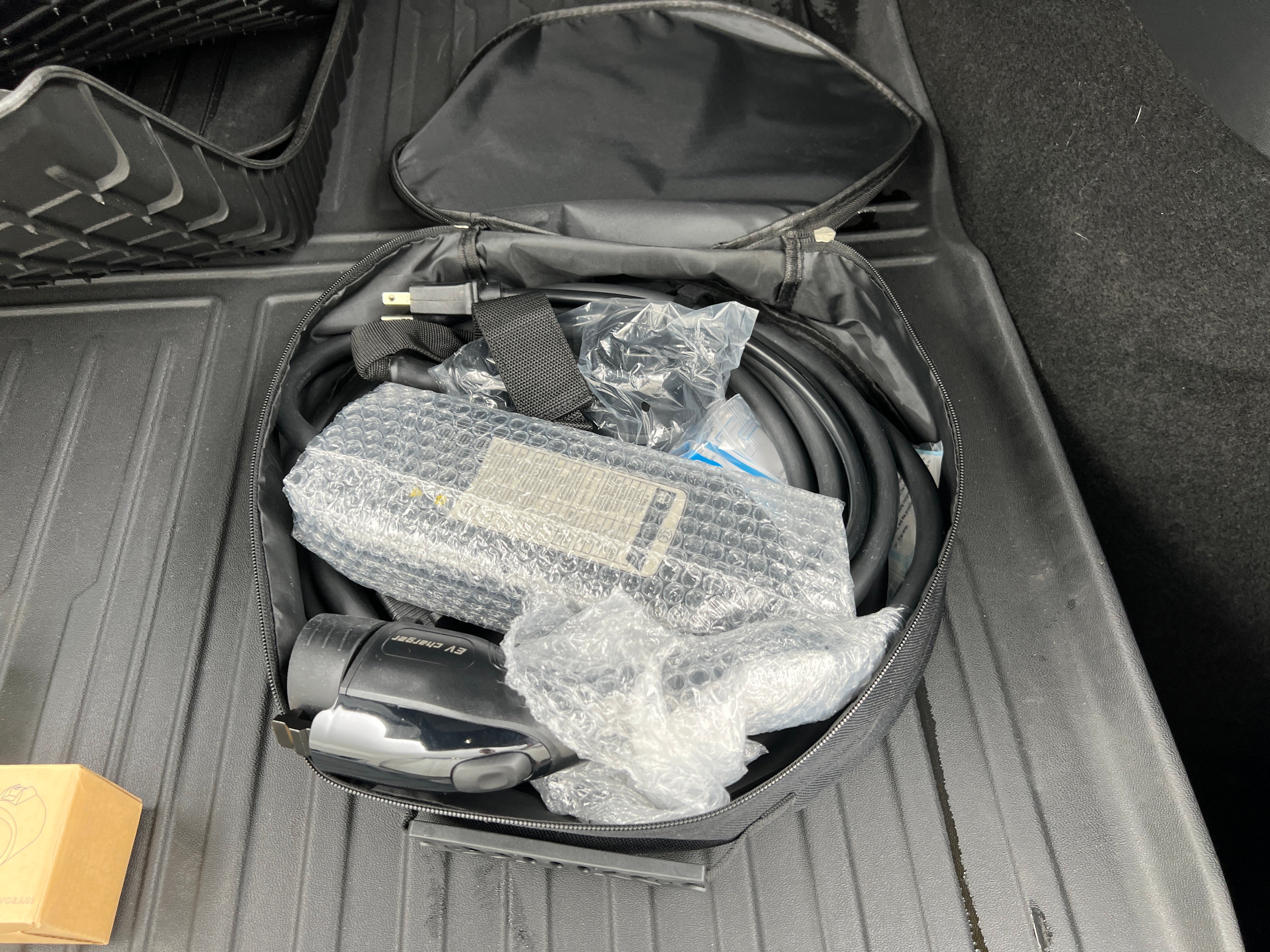 tesla model y 2022 7SAYGDEFXNF395996 image tesla model y 2022 7SAYGDEFXNF395996 image